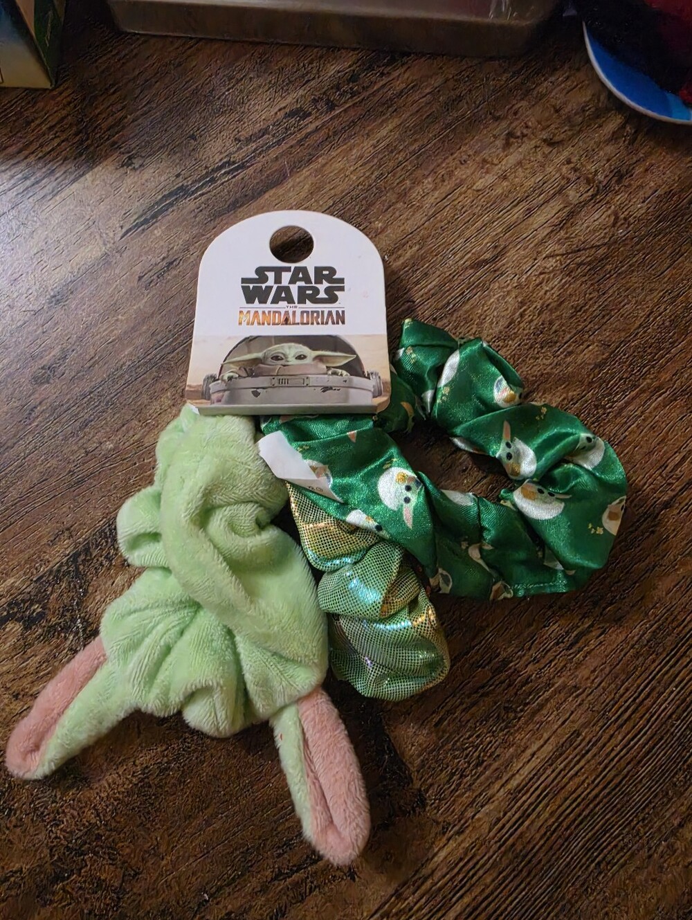 Star Wars Mandalorian Scrunchie Set